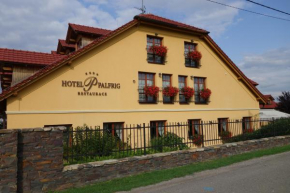 Hotel a restaurace Palfrig, Stará Ves Nad Ondřejnicí